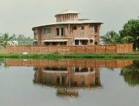 Venu & Sreedevi- Elamkulam, Ernakulam